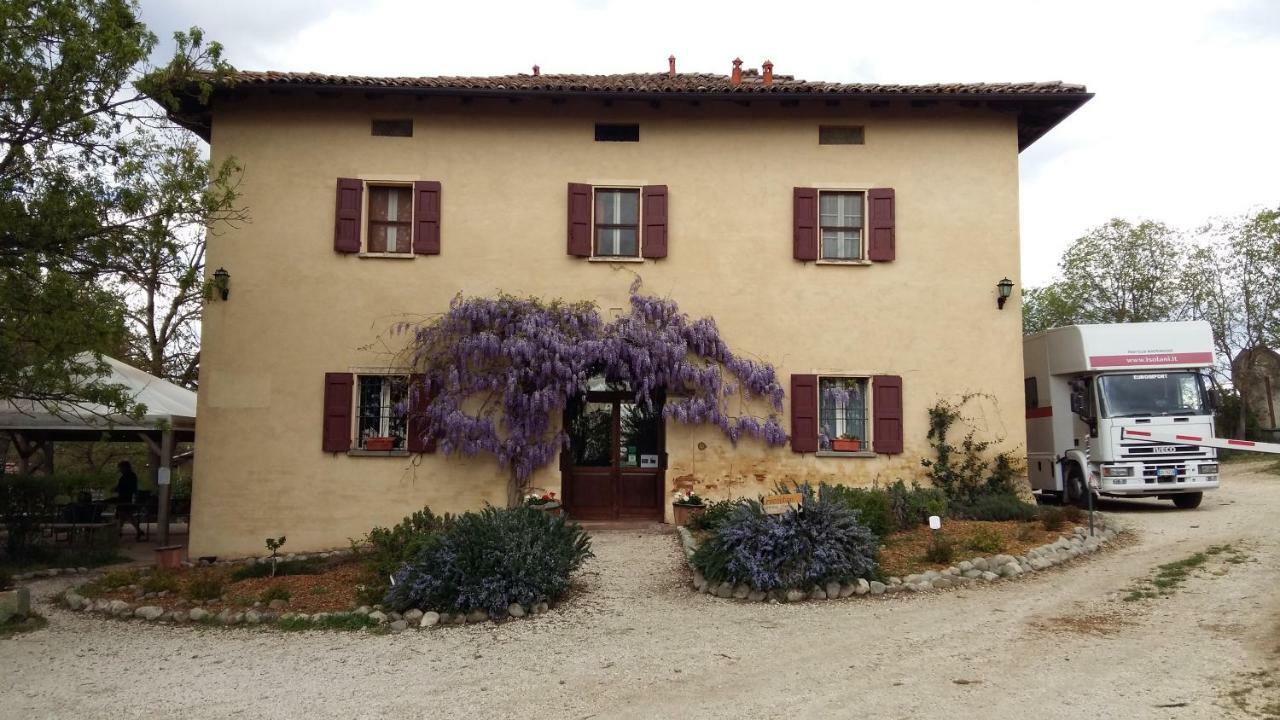 Agriturismo Montevecchio Isolani Villa Monte San Pietro Exterior photo